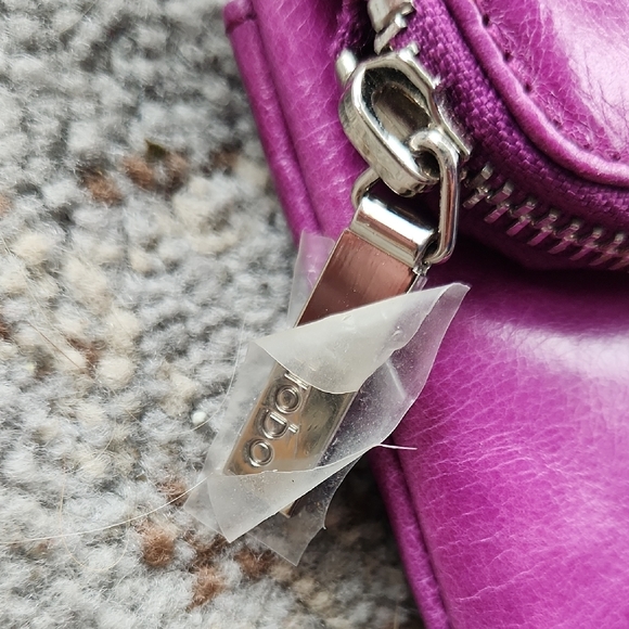 Hobo Bags Leather Convertible Asymmetrical Crossbody Bag Violet - Picture 5 of 13